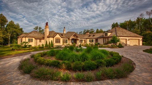 Driveway Landscape